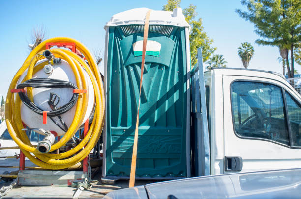 Best Portable restroom trailer rental  in Gardnertown, NY